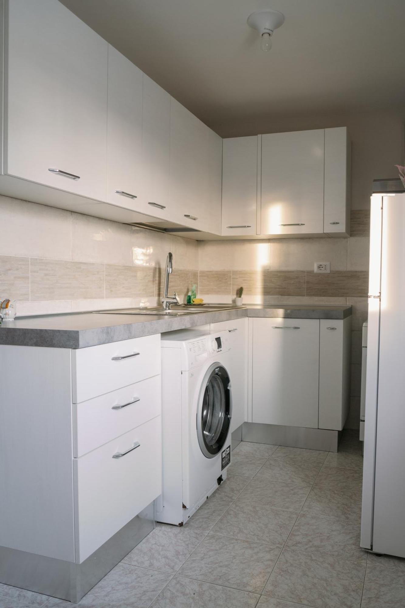 Romantic Apartment Metro A Ponte Lungo Екстериор снимка
